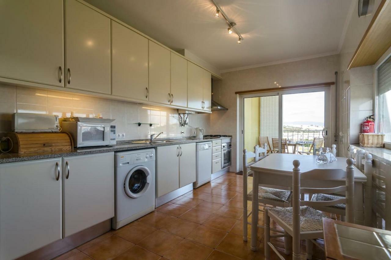 Marina And Atlantic Ocean View Apartment Lagos Bagian luar foto