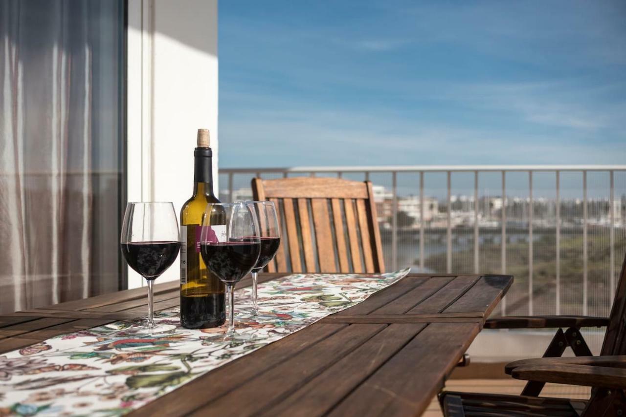 Marina And Atlantic Ocean View Apartment Lagos Bagian luar foto